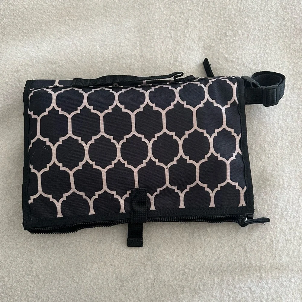 Skip Hop Dark Brown Patterned Portable Changing Pad